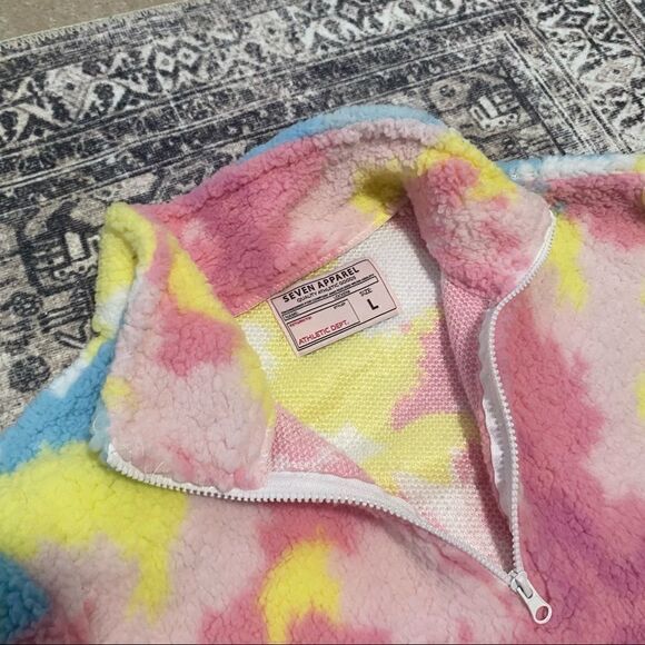 Cozy Multi Color Sherpa Long Sleeve Quarter Zip NWOT Large - Picture 2 of 3